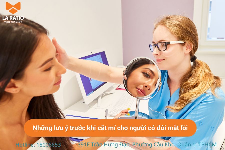 Nên chuẩn bị kỹ lưỡng và phối hợp chặt chẽ với bác sĩ trước khi cắt mí