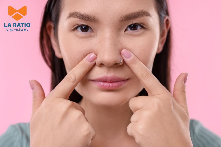 Nâng mũi high line phù hợp với người có sống mũi thấp, đầu mũi bè Nâng mũi high line phù hợp với người có sống mũi thấp, đầu mũi bè