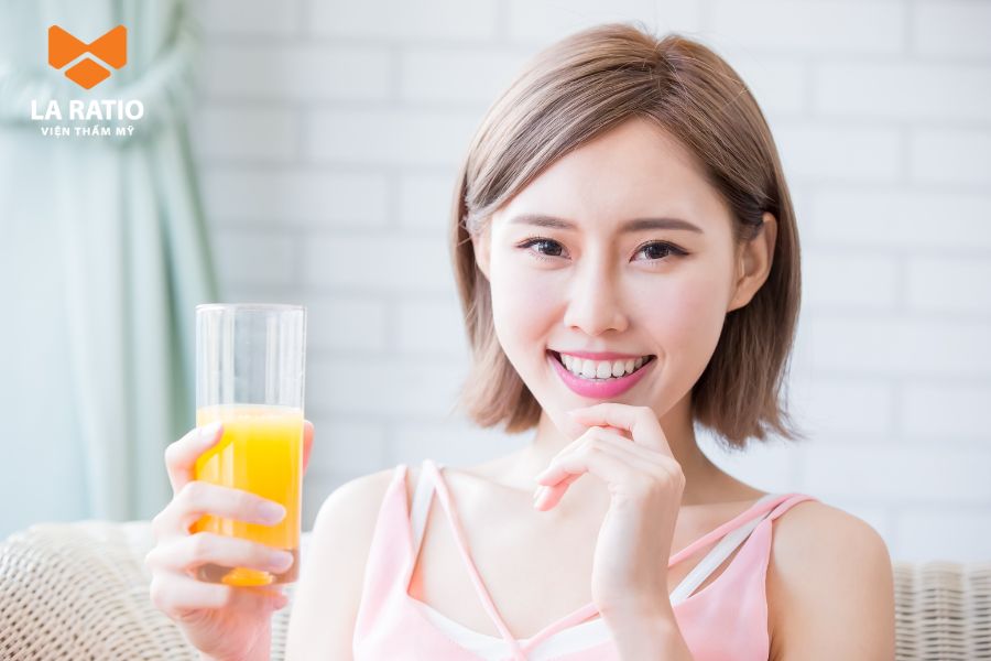 Một số lưu ý quan trọng cần nhớ khi sử dụng nước cam sau nâng mũi