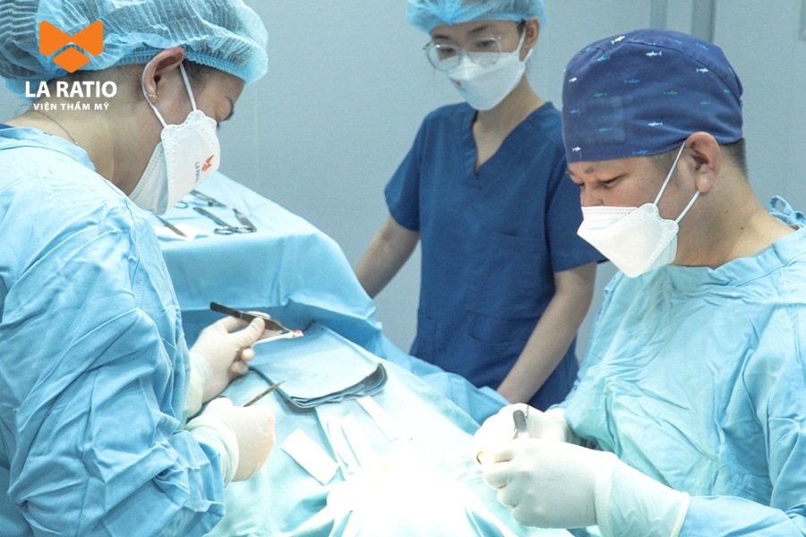 Quy trình tạo hình mũi tại La Ratio được thực hiện theo đúng chuẩn Y khoa, đảm bảo an toàn