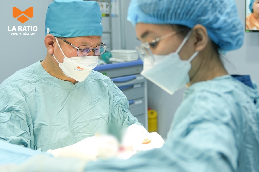 Sở hữu đôi mắt cười hài hòa với gương mặt chỉ sau 60 phút tại La Ratio Sở hữu đôi mắt cười hài hòa với gương mặt chỉ sau 60 phút tại La Ratio