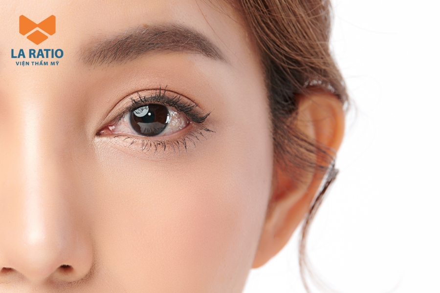 Phụ nữ mắt voi càng về trung niên, đời sống càng ổn định và an nhàn