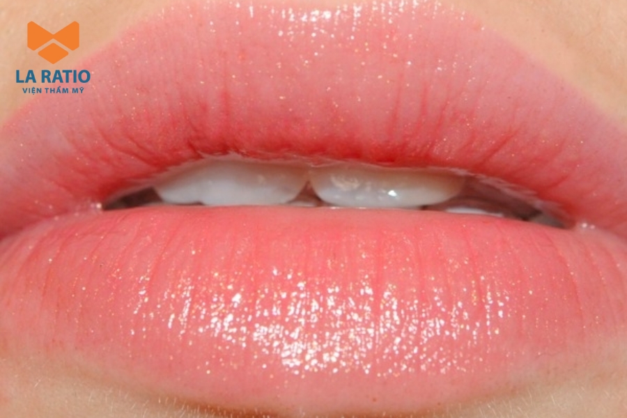 Ưu điểm khi phun môi màu hồng baby Ưu điểm khi phun môi màu hồng baby