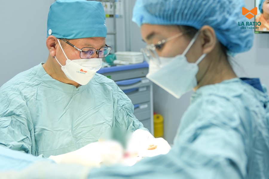 Để cắt mí mắt không để lại sẹo xấu, bạn nên chọn các địa chỉ thẩm mỹ uy tín