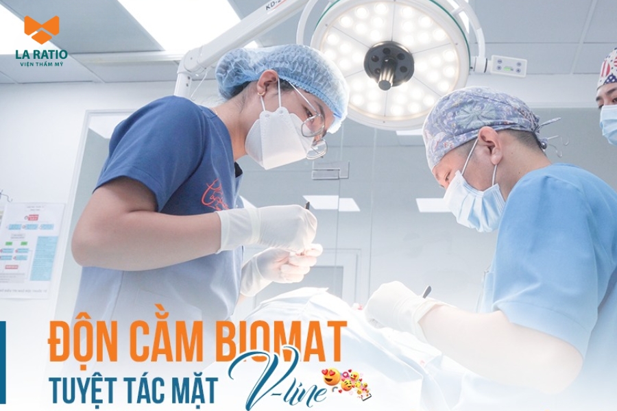 Bác sĩ Võ Thành Trung trực tiếp thực hiện phẫu thuật độn cằm cho khách hàng Bác sĩ Võ Thành Trung trực tiếp thực hiện phẫu thuật độn cằm cho khách hàng